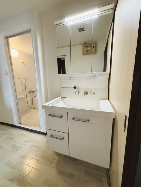 apartment 香川県丸亀市土器町東７丁目
地図を見る