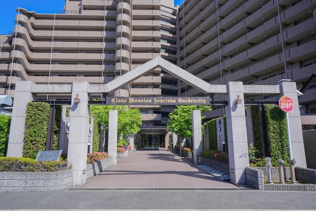 apartment 東京都渋谷区千駄ヶ谷４丁目19-18