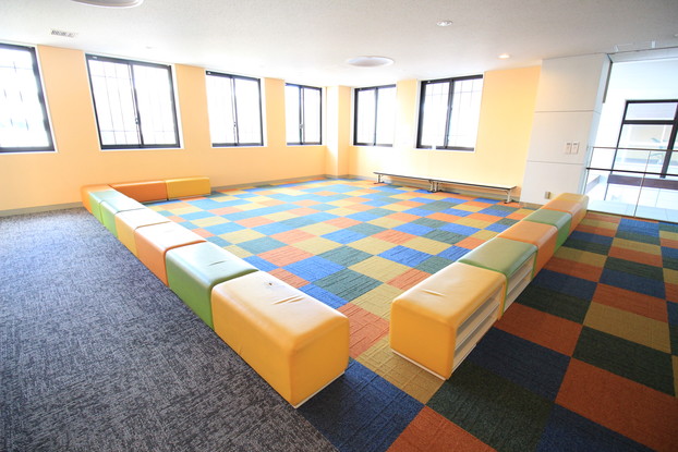 apartment 東京都渋谷区千駄ヶ谷４丁目19-18