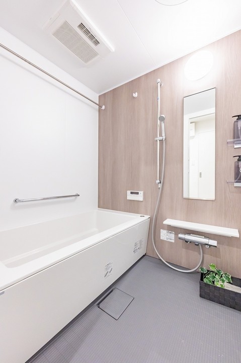 apartment 東京都渋谷区千駄ヶ谷４丁目19-18