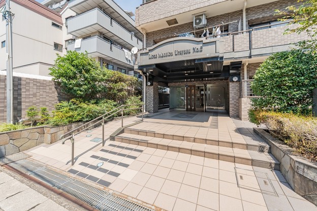 apartment 東京都渋谷区千駄ヶ谷４丁目19-18