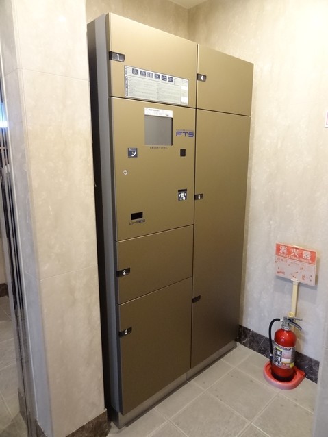 apartment 東京都渋谷区千駄ヶ谷４丁目19-18