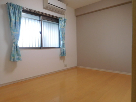 apartment 東京都渋谷区千駄ヶ谷４丁目19-18