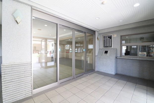 apartment 沖縄県宜野湾市真志喜３丁目
地図を見る