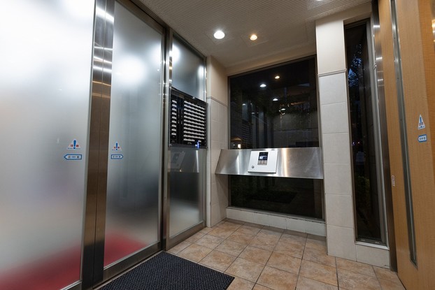 apartment 東京都渋谷区千駄ヶ谷４丁目19-18