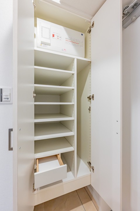 apartment 東京都渋谷区千駄ヶ谷４丁目19-18