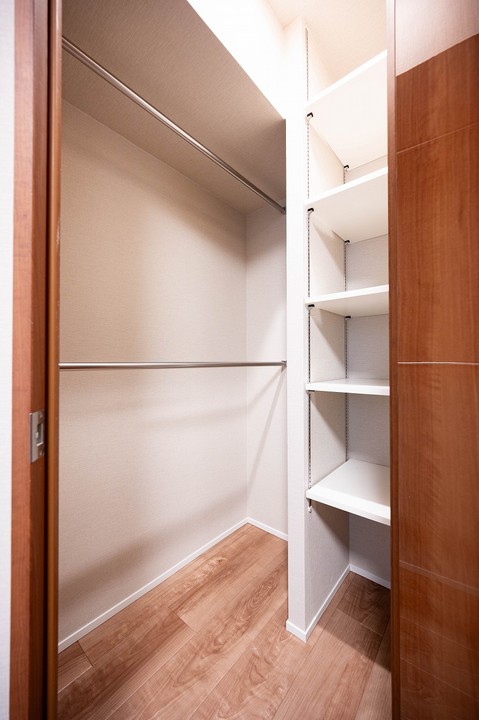 apartment 東京都渋谷区千駄ヶ谷４丁目19-18