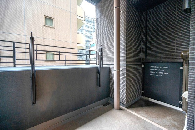 apartment 東京都渋谷区千駄ヶ谷４丁目19-18