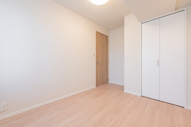 apartment 東京都渋谷区千駄ヶ谷４丁目19-18