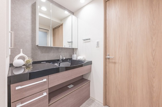 apartment 東京都渋谷区千駄ヶ谷４丁目19-18