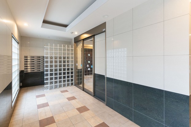 apartment 東京都渋谷区千駄ヶ谷４丁目19-18