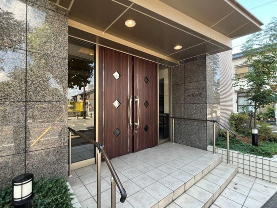 apartment 東京都渋谷区千駄ヶ谷４丁目19-18