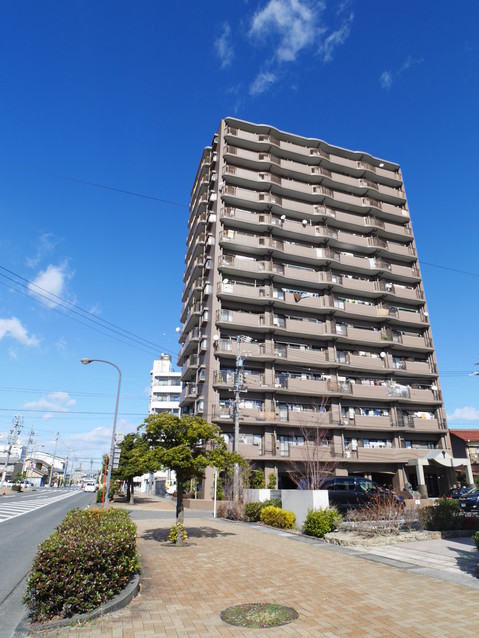 apartment 岐阜県岐阜市清本町１０丁目
地図を見る