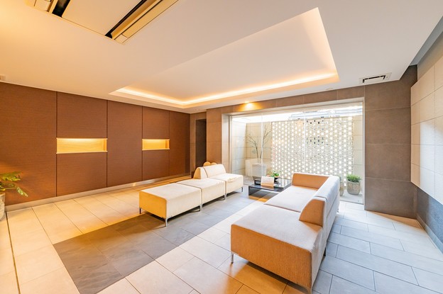 apartment 東京都渋谷区千駄ヶ谷４丁目19-18