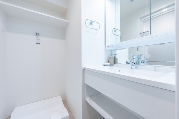 apartment 東京都渋谷区千駄ヶ谷４丁目19-18