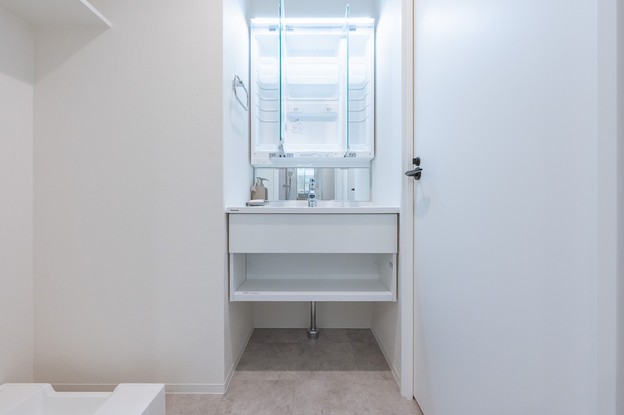 apartment 東京都渋谷区千駄ヶ谷４丁目19-18