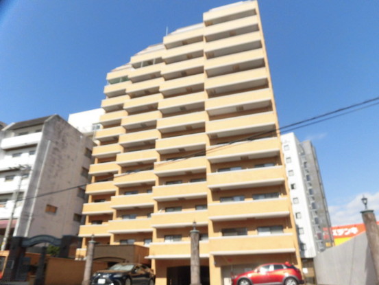 apartment 高知県高知市北本町２丁目
地図を見る