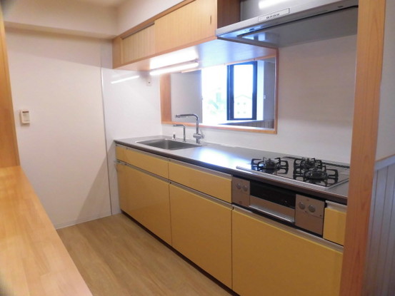 apartment 高知県高知市北本町２丁目
地図を見る