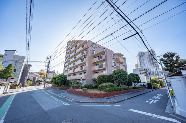 apartment 東京都渋谷区千駄ヶ谷４丁目19-18