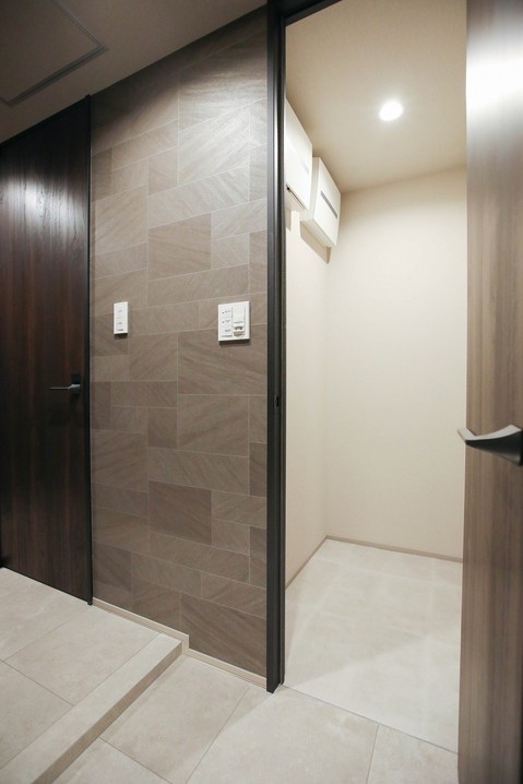 apartment 東京都渋谷区千駄ヶ谷４丁目19-18