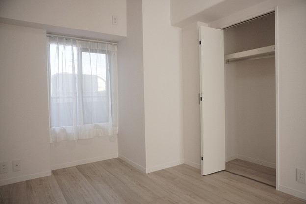 apartment 東京都渋谷区千駄ヶ谷４丁目19-18