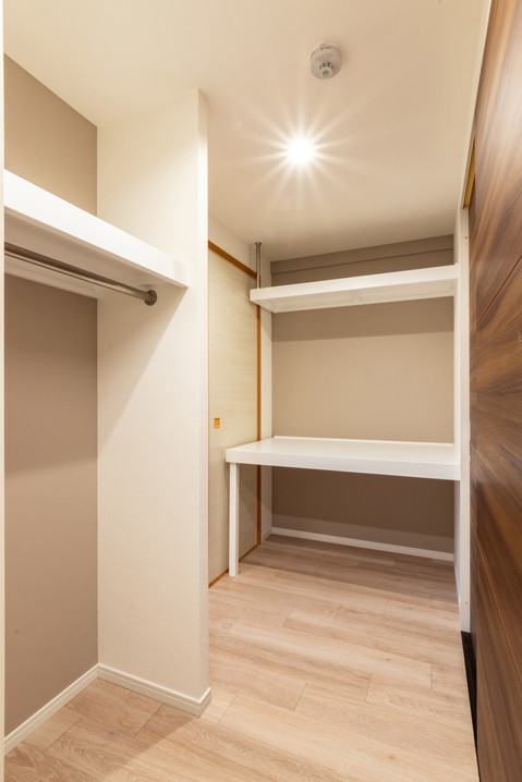 apartment 大阪府堺市西区上野芝町７丁
地図を見る