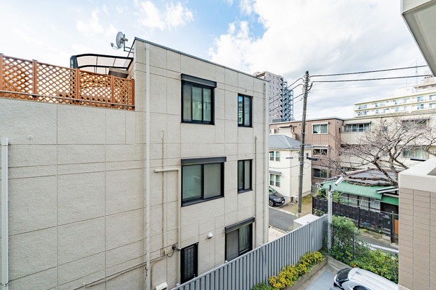 apartment 東京都渋谷区千駄ヶ谷４丁目19-18