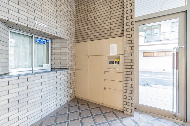 apartment 東京都渋谷区千駄ヶ谷４丁目19-18