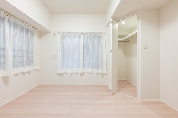 apartment 東京都渋谷区千駄ヶ谷４丁目19-18