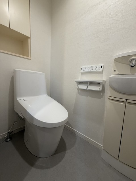 apartment 東京都渋谷区千駄ヶ谷４丁目19-18