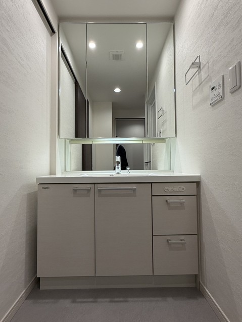 apartment 東京都渋谷区千駄ヶ谷４丁目19-18