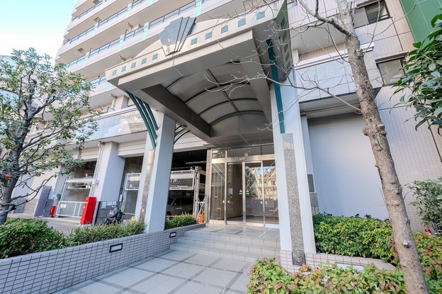 apartment 東京都渋谷区千駄ヶ谷４丁目19-18