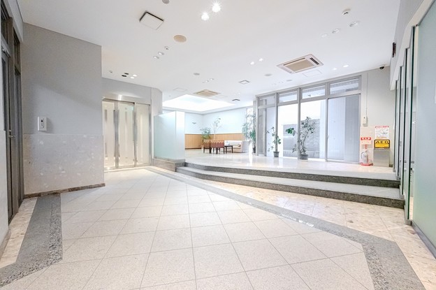 apartment 東京都渋谷区千駄ヶ谷４丁目19-18