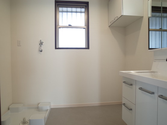 apartment 東京都渋谷区千駄ヶ谷４丁目19-18