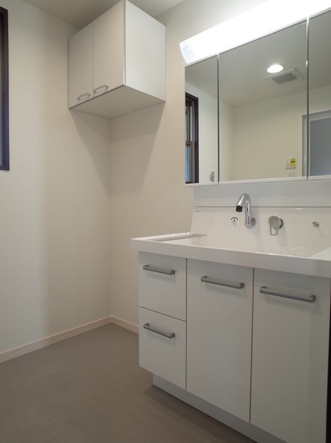 apartment 東京都渋谷区千駄ヶ谷４丁目19-18