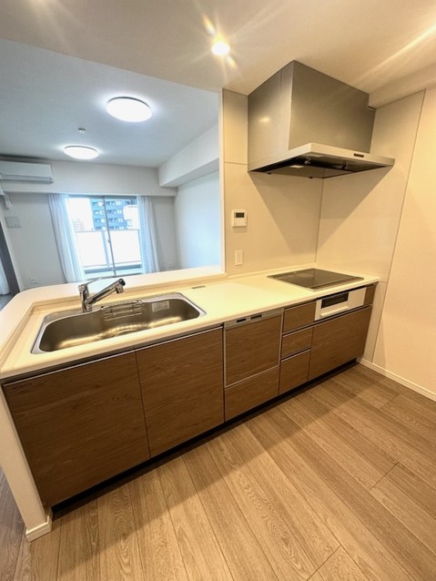 apartment 東京都渋谷区千駄ヶ谷４丁目19-18