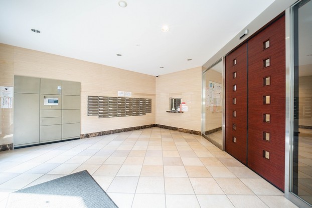 apartment 京都府京都市右京区西院寿町
地図を見る