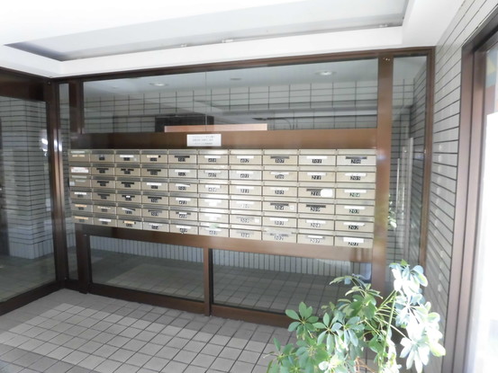 apartment 東京都渋谷区千駄ヶ谷４丁目19-18