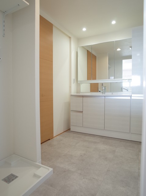 apartment 宮崎県宮崎市宮崎駅東３丁目
地図を見る