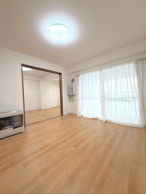 apartment 北海道札幌市西区八軒五条西４丁目
地図を見る
