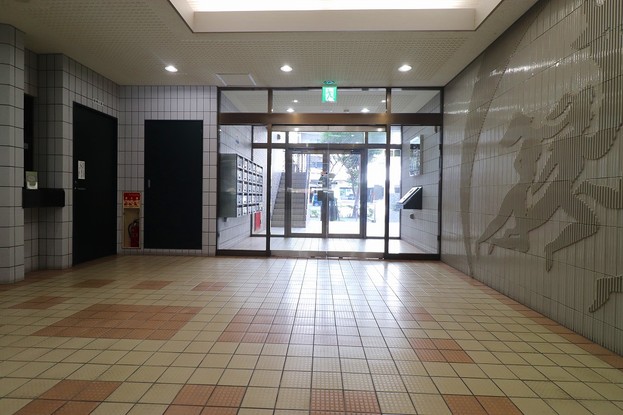 apartment 東京都渋谷区千駄ヶ谷４丁目19-18