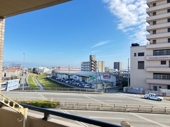 apartment 徳島県徳島市東吉野町１丁目
地図を見る