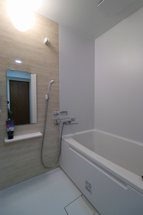 apartment 東京都渋谷区千駄ヶ谷４丁目19-18