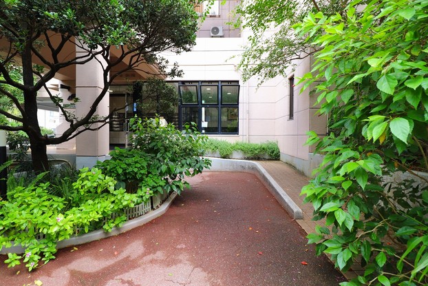 apartment 東京都渋谷区千駄ヶ谷４丁目19-18