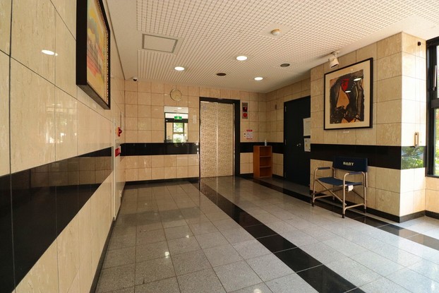 apartment 東京都渋谷区千駄ヶ谷４丁目19-18