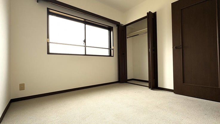 apartment 東京都渋谷区千駄ヶ谷４丁目19-18