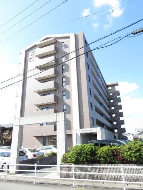 apartment 香川県丸亀市前塩屋町２丁目
地図を見る