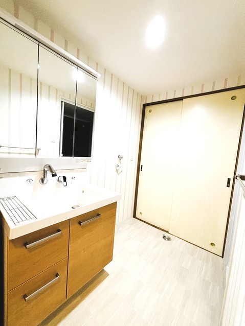 apartment 香川県丸亀市前塩屋町２丁目
地図を見る