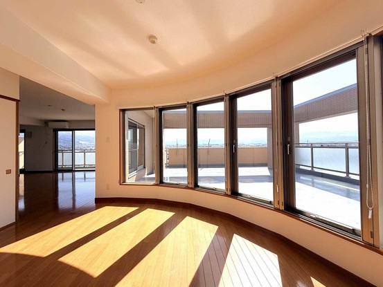 apartment 長野県松本市野溝木工１丁目
地図を見る