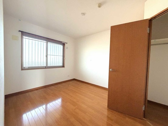 apartment 長野県松本市野溝木工１丁目
地図を見る